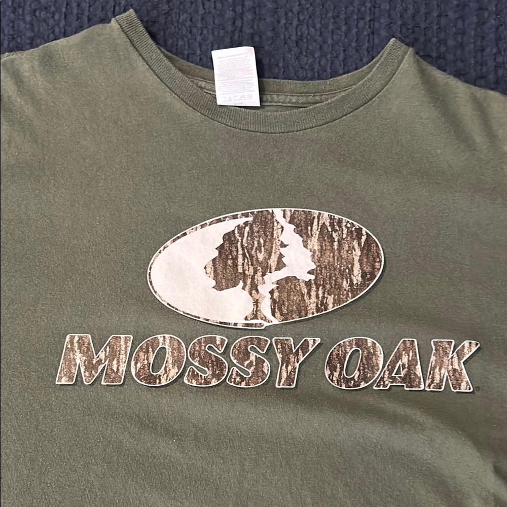 Mossy Oak Green Short Sleeve Tee with Logo